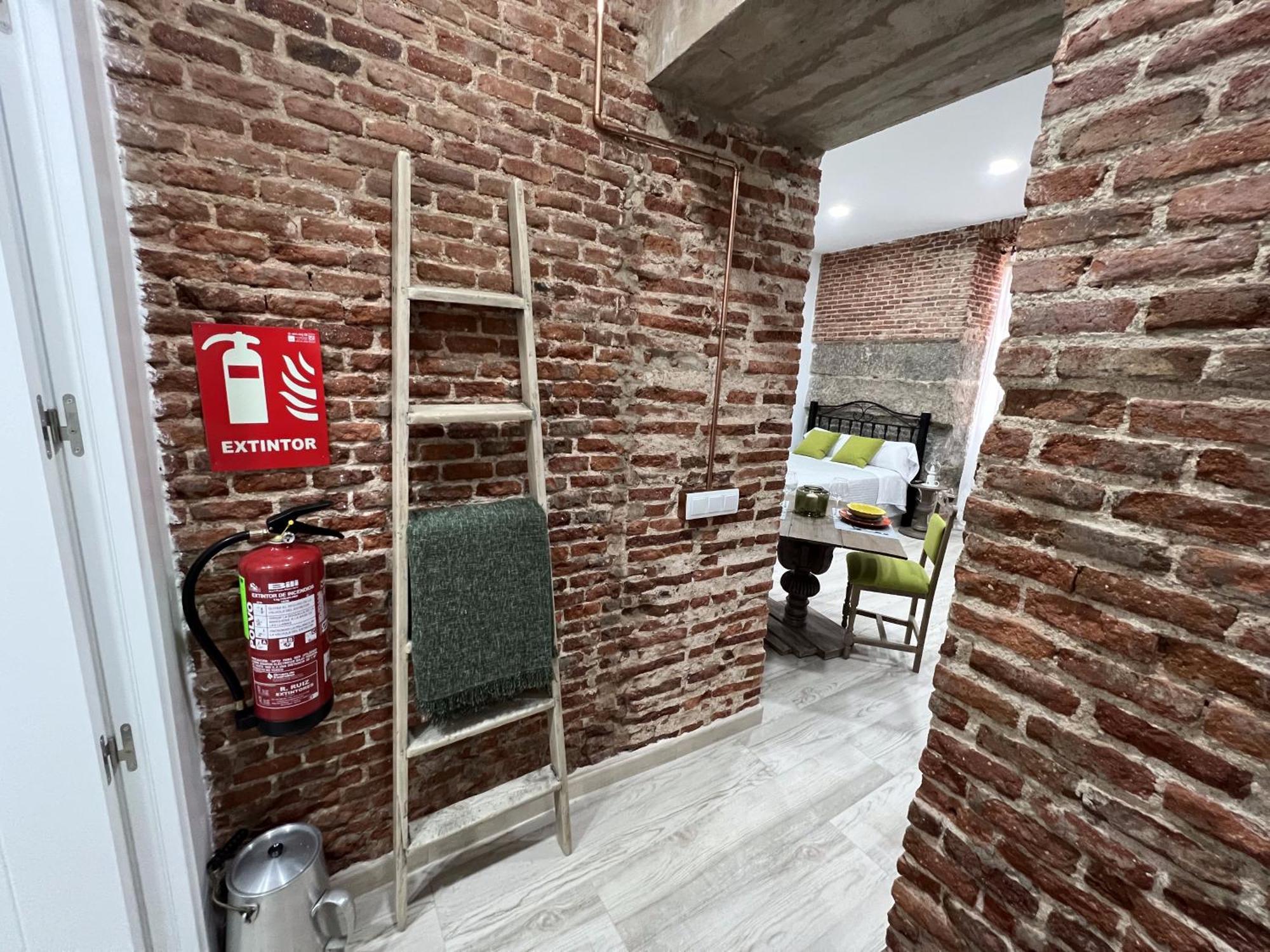 Redondilla Apartment Madrid Exterior photo