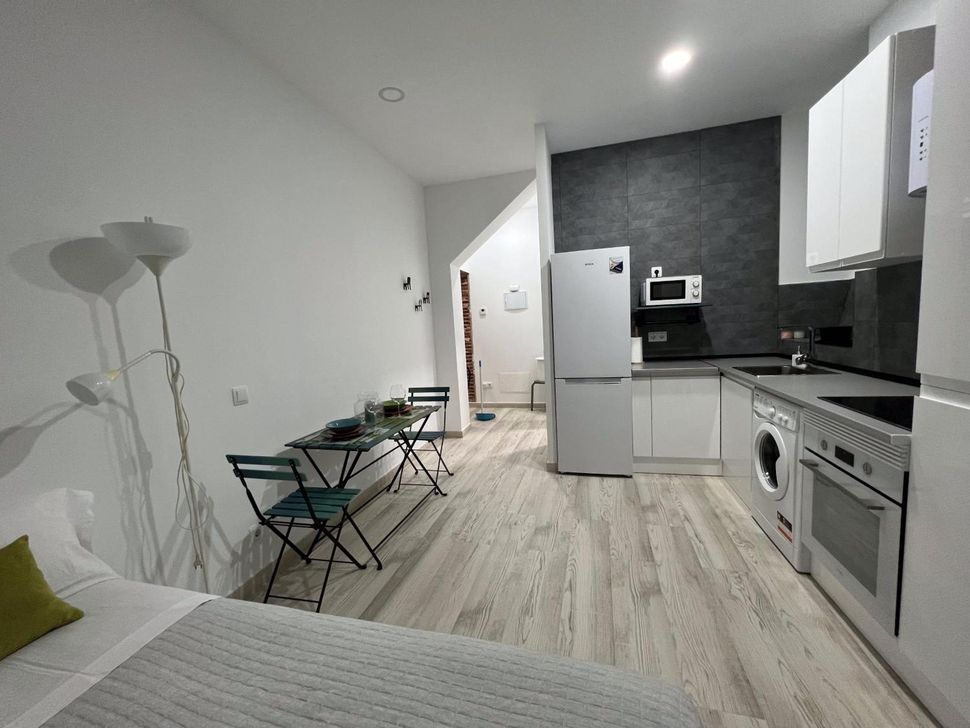 Redondilla Apartment Madrid Exterior photo